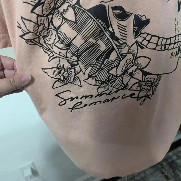 2/$10 H&M T Shirt - Picture 4 of 5